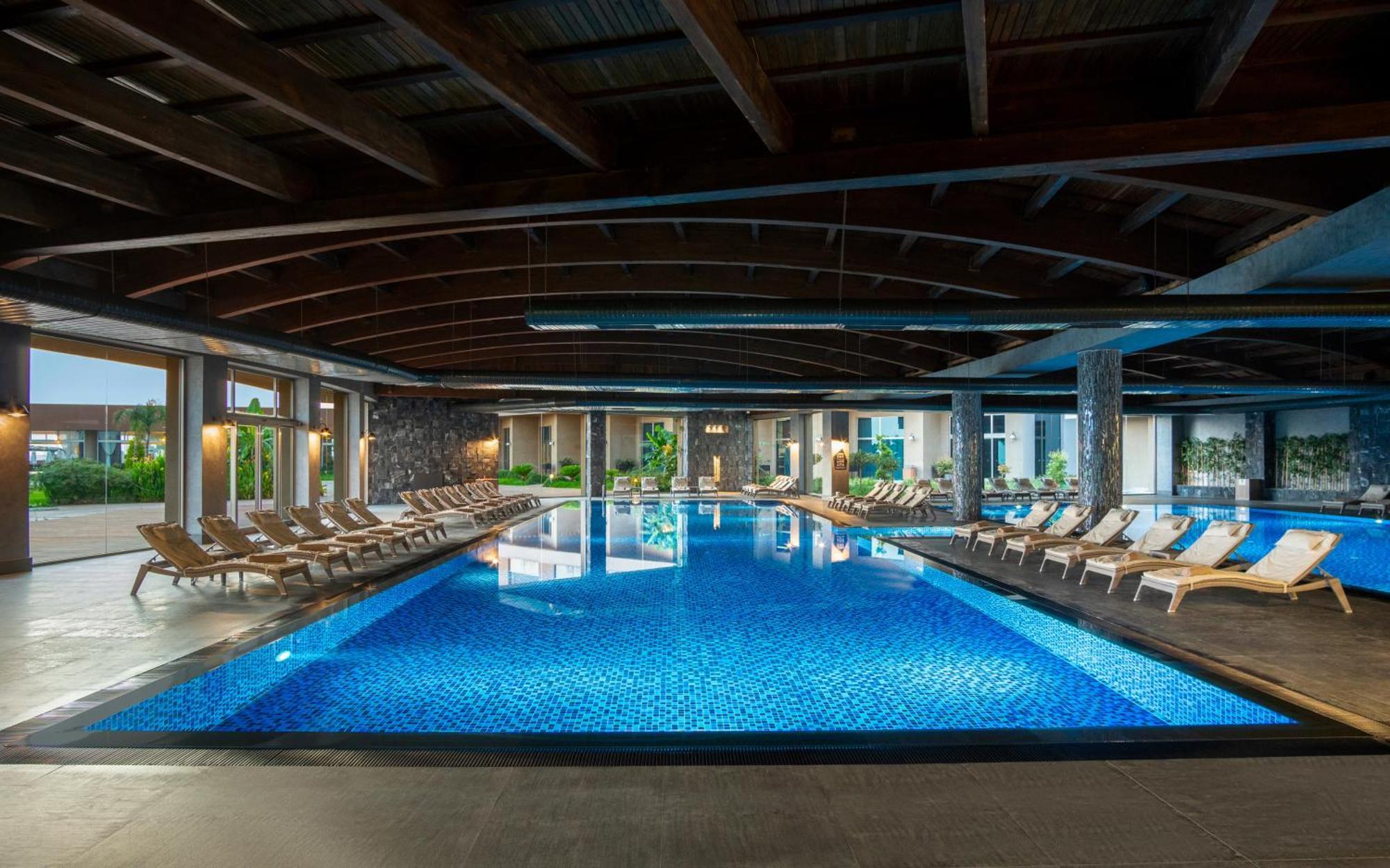 Elexus Hotel Resort & Spa & Casino Klepini Bagian luar foto