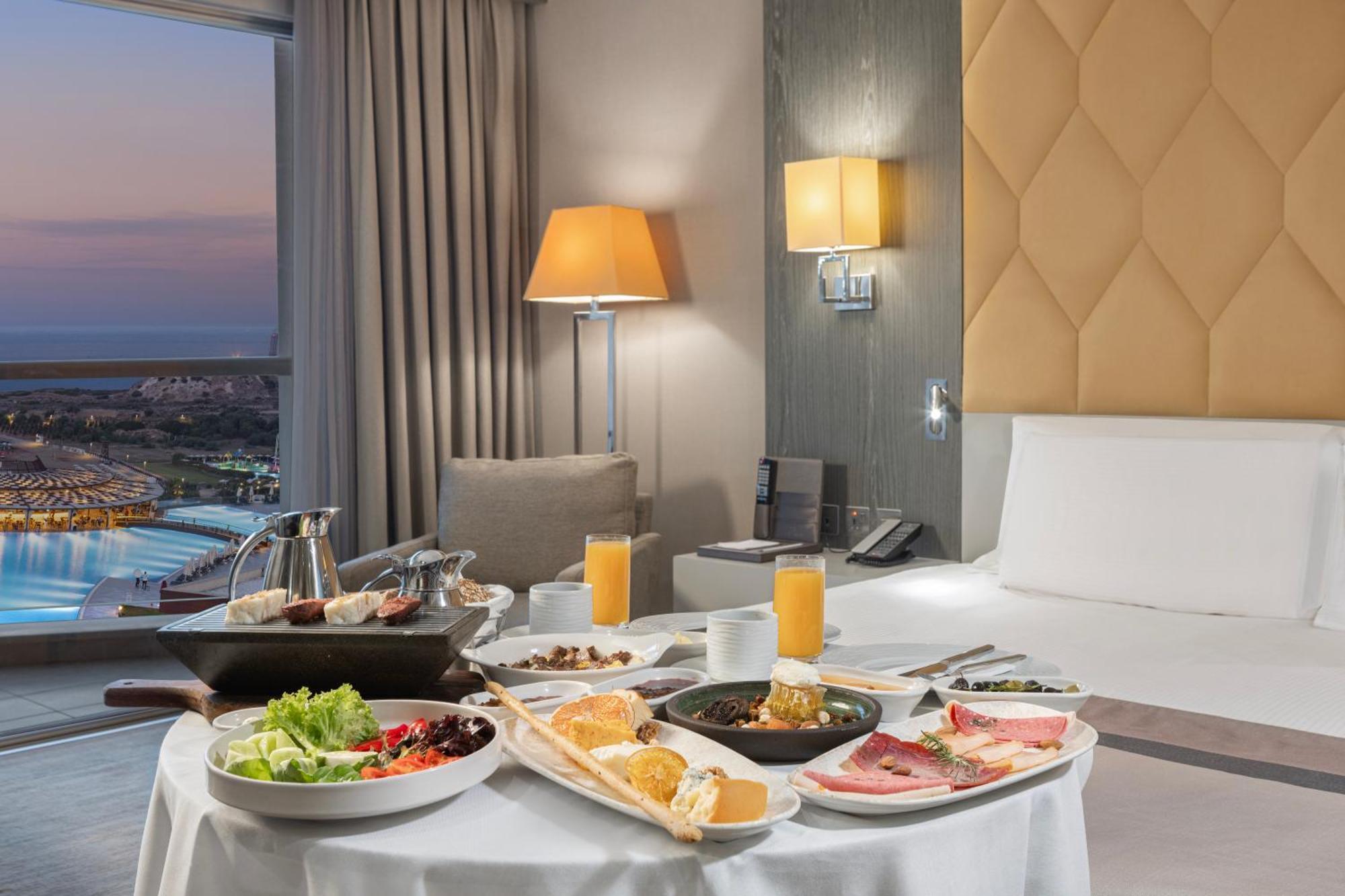 Elexus Hotel Resort & Spa & Casino Klepini Bagian luar foto