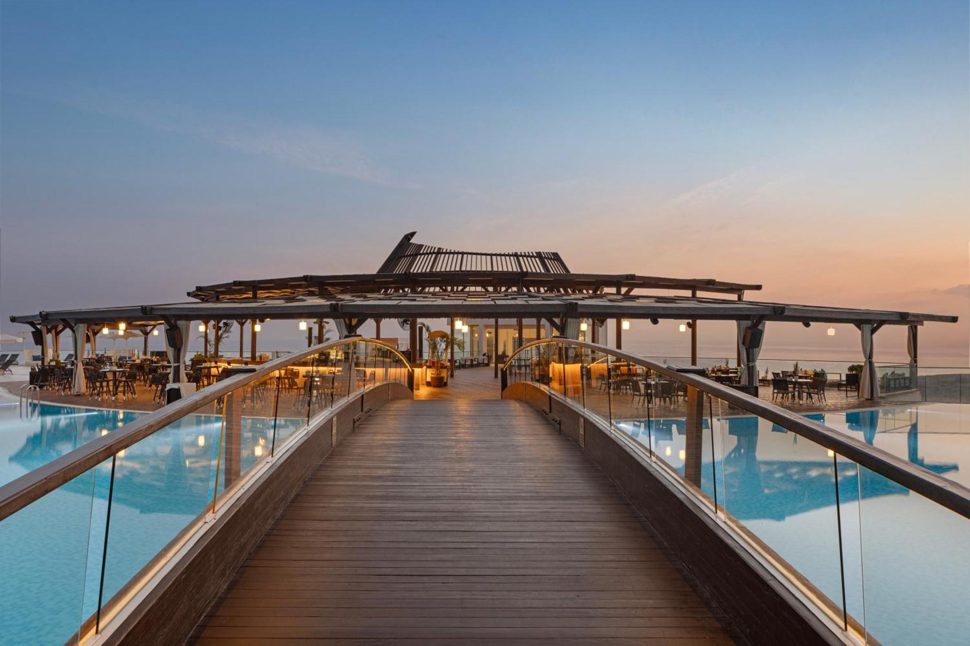 Elexus Hotel Resort & Spa & Casino Klepini Bagian luar foto